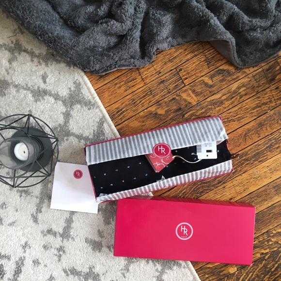 BNIB DiDi // Holt Renfrew — Handmade Italian Scarf - Picture 2 of 3